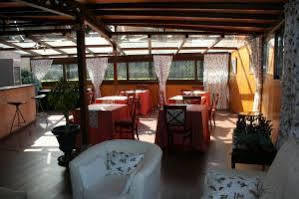 Arturo Soria Centro Hotel Madrid Bagian luar foto